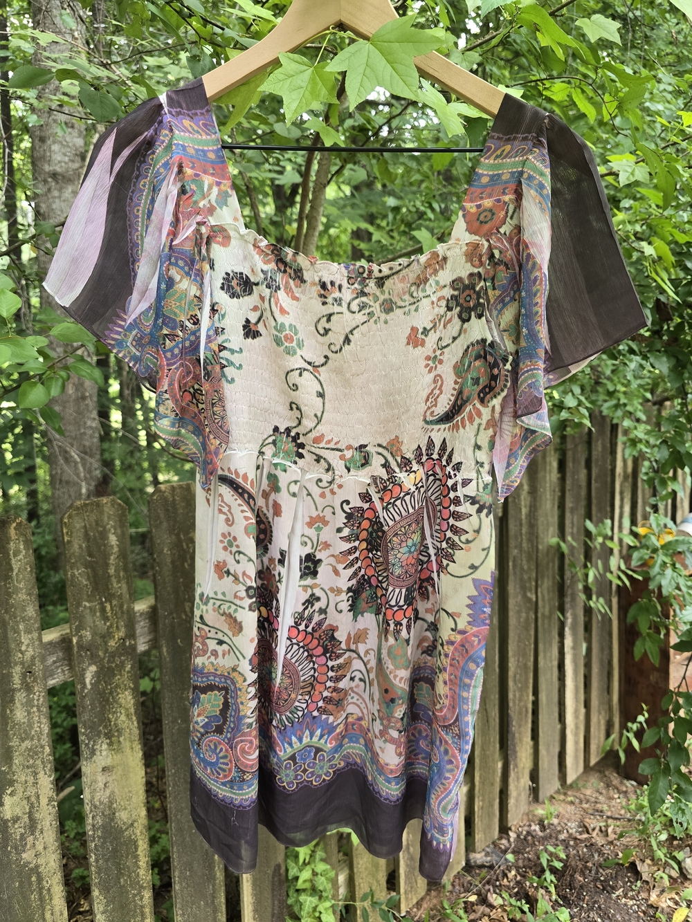 Unity World Wear Paisley Blouse 100% Polyester Boho Flutter Sleeve M